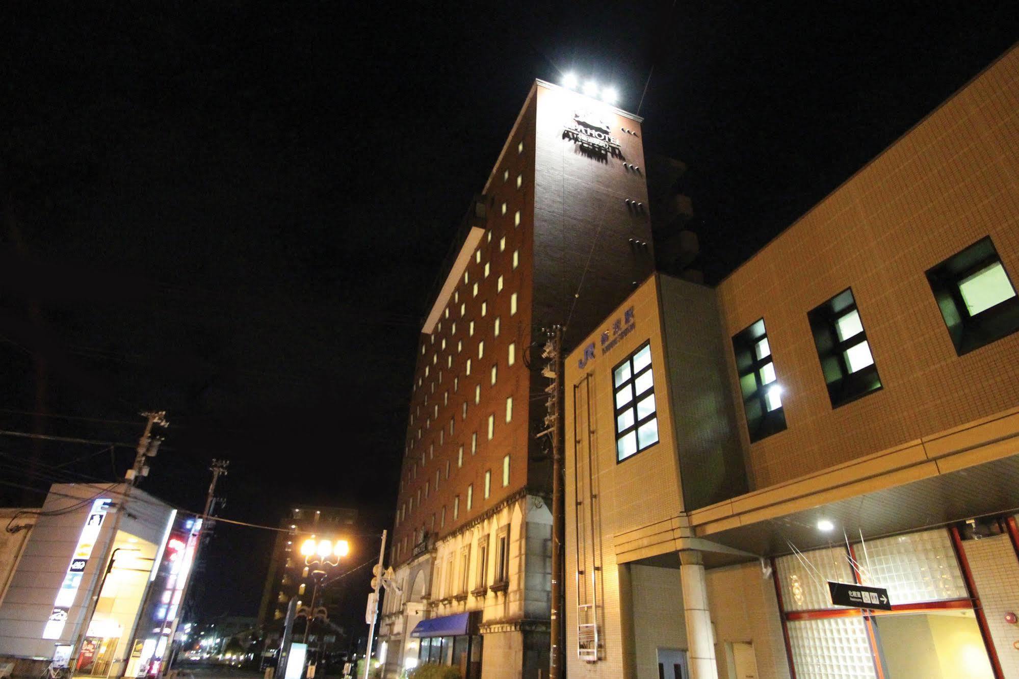 Apa Hotel Tonami Ekimae Dış mekan fotoğraf
